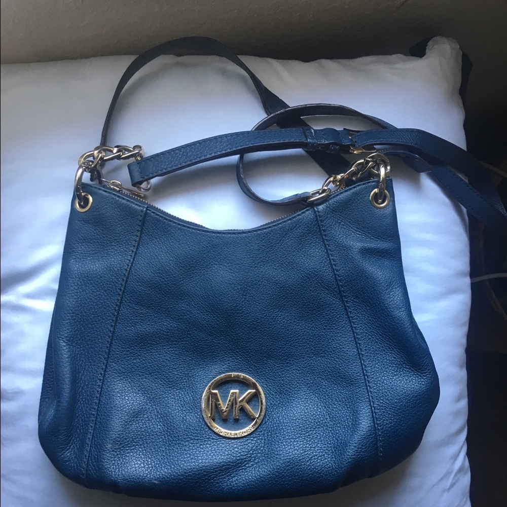 Micheal Kors shoulder bag